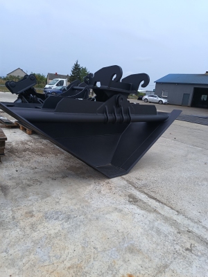Łyżka trapezowa hydrauliczna
 Cena 14500 netto