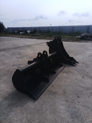 Łyżki do koparko-ładowarek ceny od 1500 zl netto